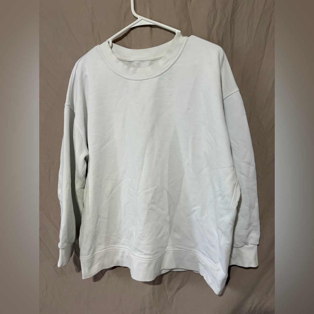 Lululemon crewneck